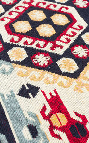 Etnik Desenli Kilim Halı Arya Ar 30 Kırmızı