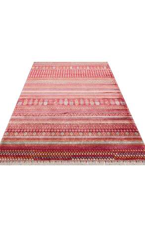 Otantik Kilim Desenli Zara 19 Kırmızı Renkli Hav ve Toz Vermeyen Özel Tezgah Uşak Halısı
